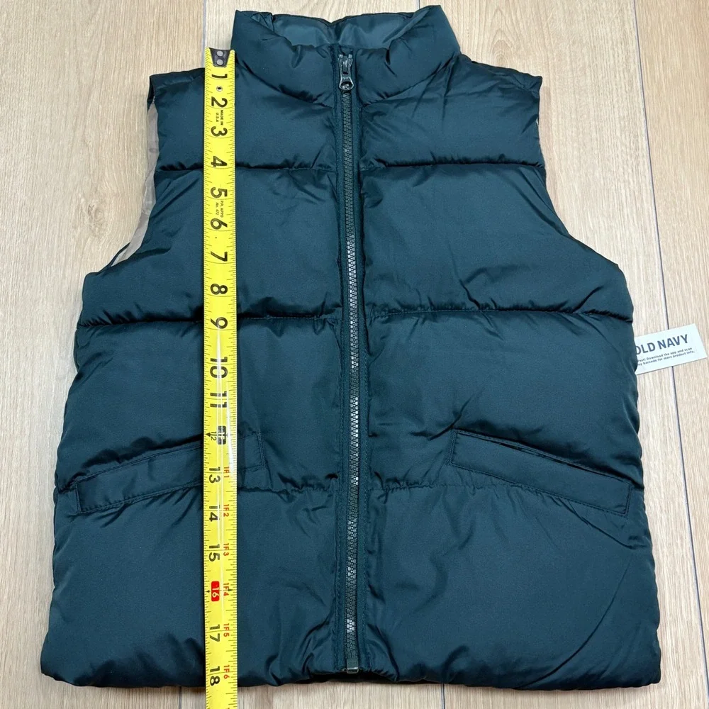 Old Navy Kids Green Go-Recycled Puffer Vest Size S 6-7 727361-01-1 NWT Preppy